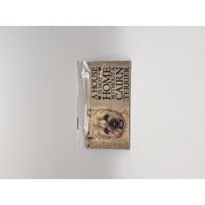 Trskilt med Cairn Terrier