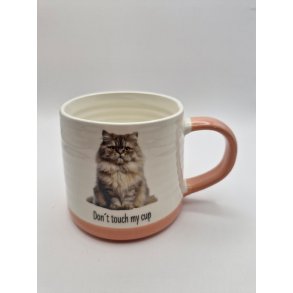 Kop med kat. Tekst: Don't touch my cup
